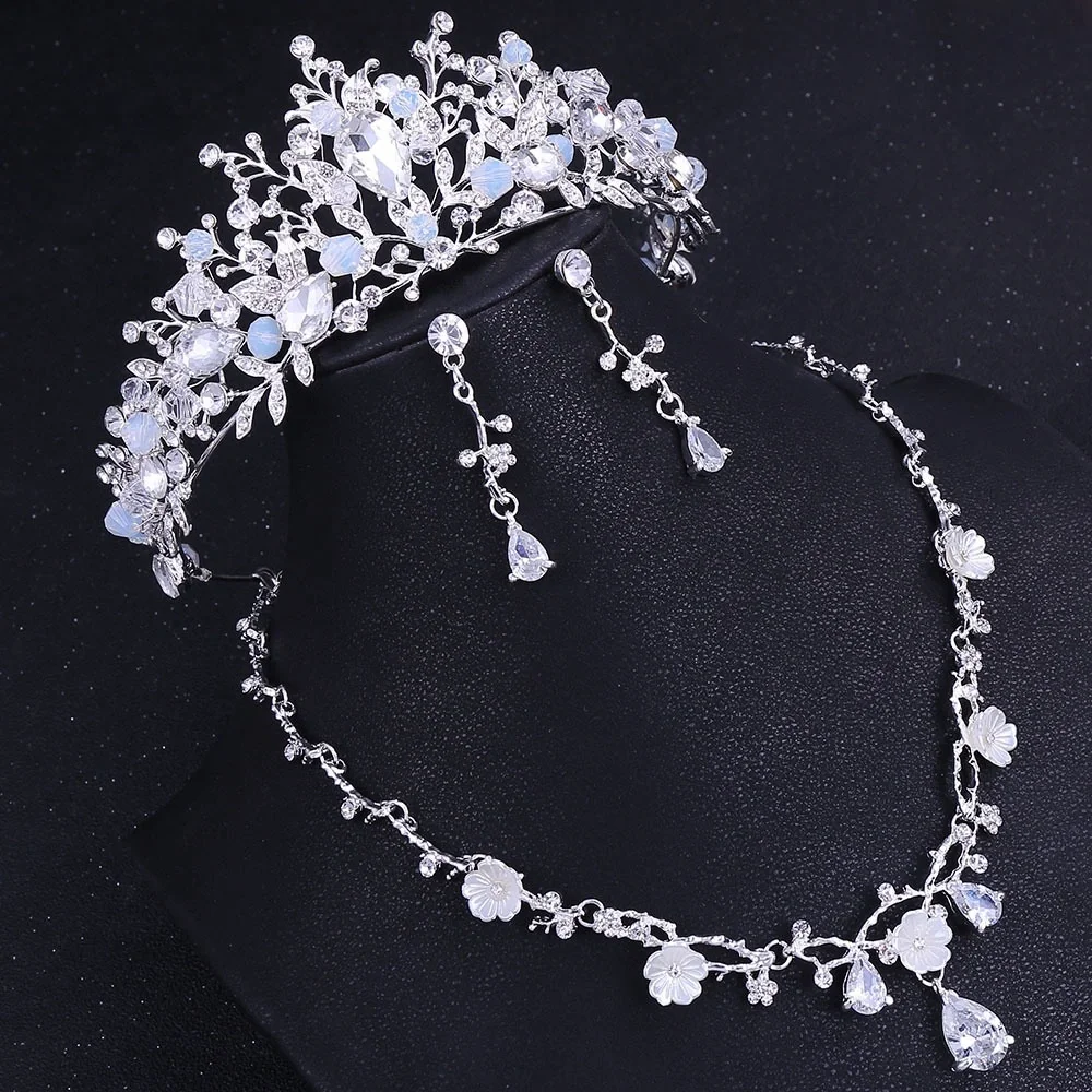 Elegant Silver Crystal Jewelry Set